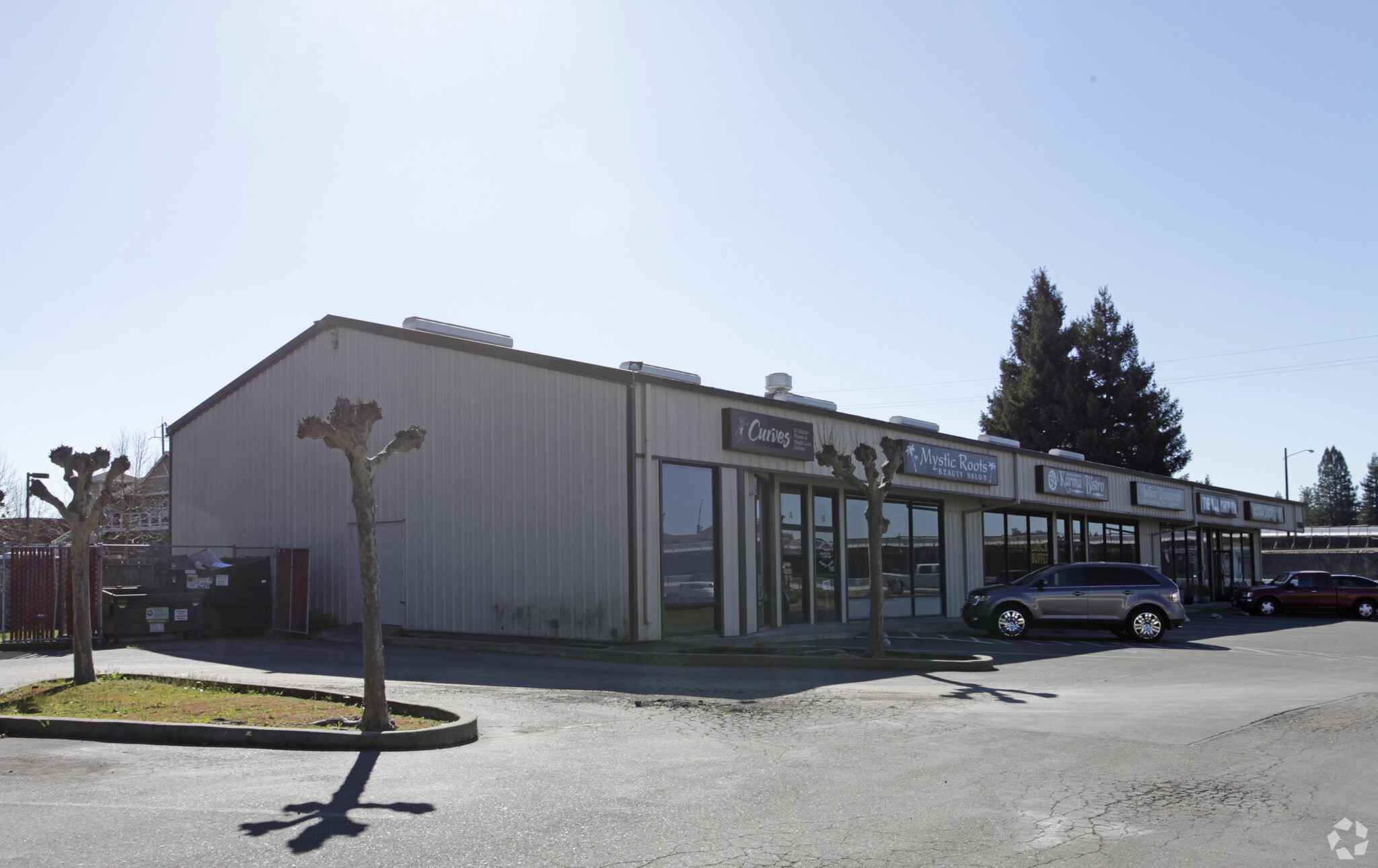 7530 Commerce Blvd, Cotati, CA à vendre Photo de l’immeuble– Image 1 sur 10