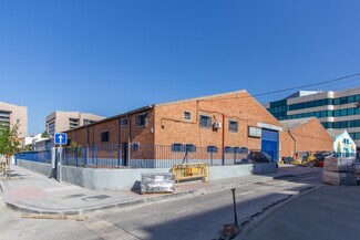 Plus de détails pour Calle de Fuentenebro, 15D, Madrid - Industriel/Logistique à louer