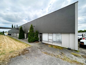 3111-3163 Underhill Ave, Burnaby, BC à louer Photo intérieure– Image 1 sur 4