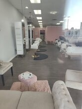 16122 Lake Shore Blvd, Cleveland, OH à louer Photo intérieure– Image 1 sur 2