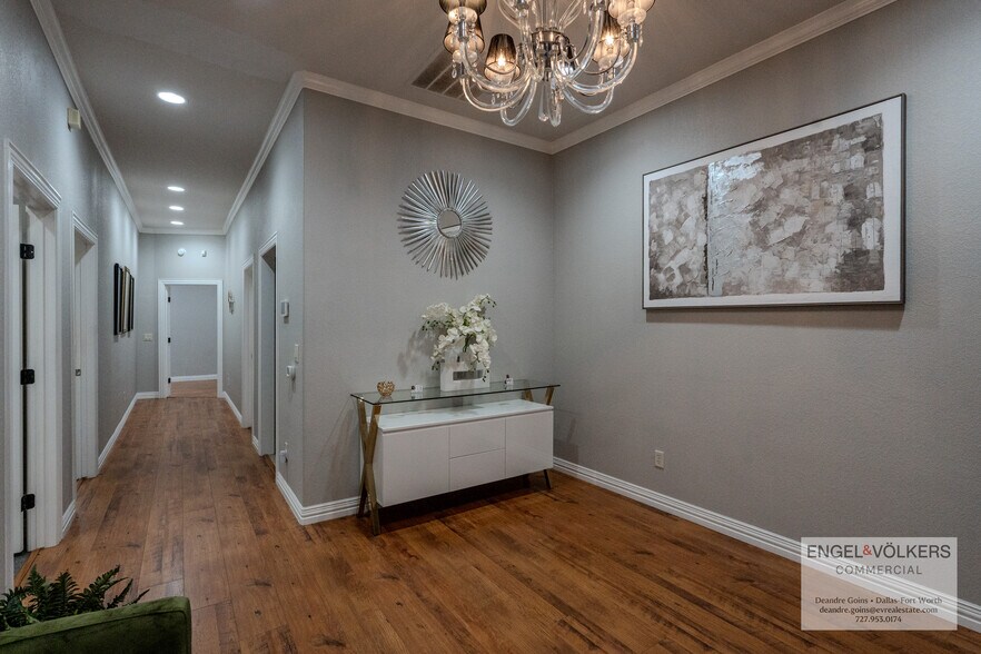 4204 SW Green Oaks Blvd, Arlington, TX à vendre - Photo intérieure – Image 3 sur 11