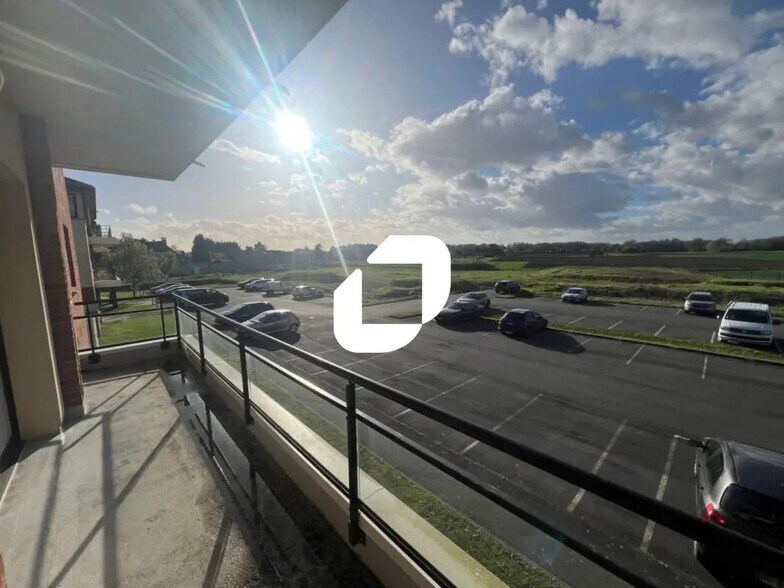 Bureau dans Courrières à vendre - Photo de l’immeuble – Image 2 sur 5