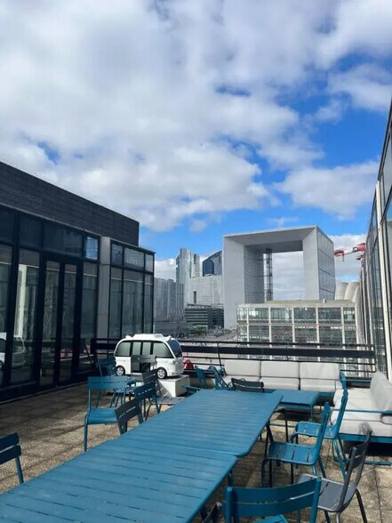 5 Bis Place De La Défense, Courbevoie à louer - Photo de l’immeuble – Image 3 sur 20