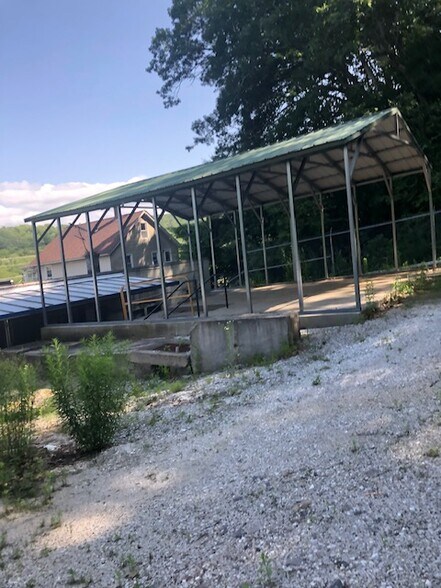 2407 Winsted Rd, Torrington, CT à vendre - Photo de l’immeuble – Image 3 sur 3