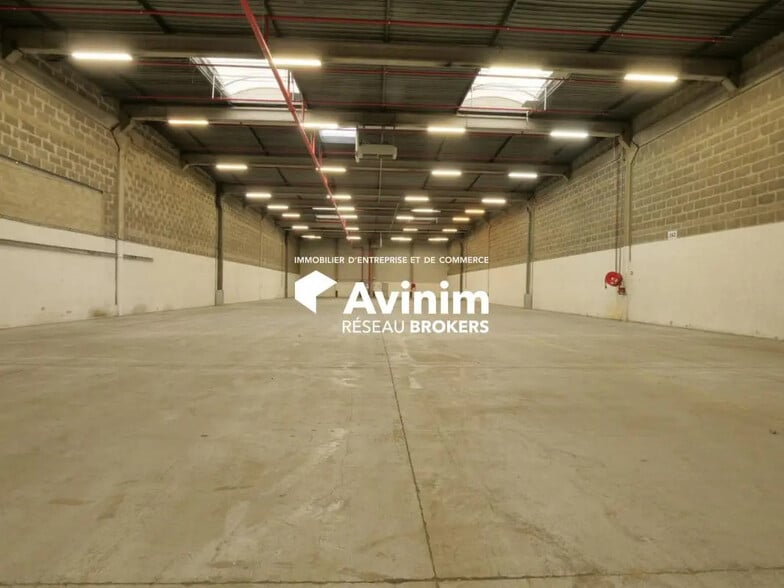 Industriel/Logistique dans Herblay-sur-Seine à louer - Photo de l’immeuble – Image 3 sur 5