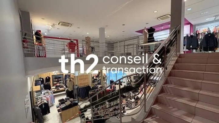 Local commercial dans Saint-Lô à louer Photo intérieure– Image 1 sur 9