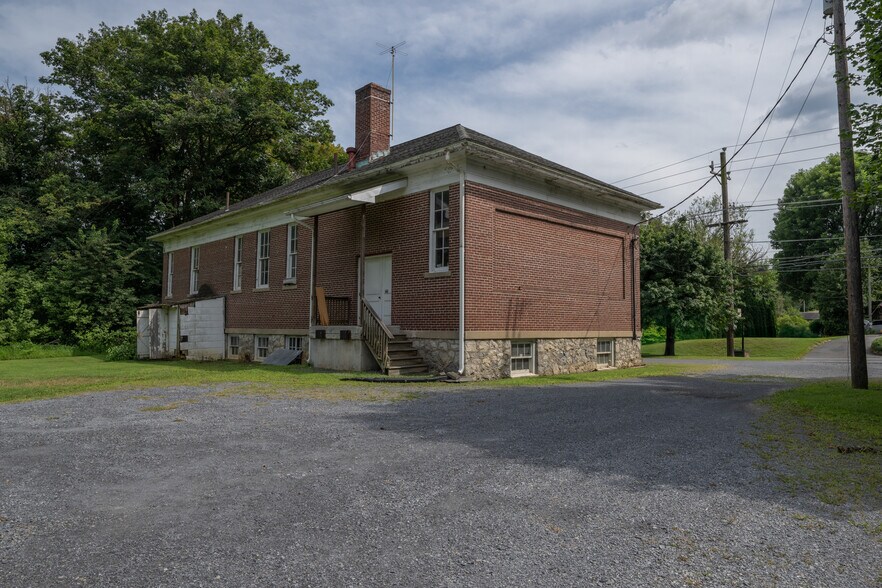 2333 Northwood Ave, Easton, PA à vendre - Photo de l’immeuble – Image 3 sur 14