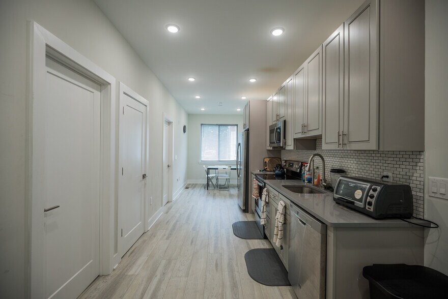 3716 Haverford Ave, Philadelphia, PA à vendre - Photo de l’immeuble – Image 2 sur 24