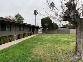Plus de détails pour 6716 E Avalon Dr, Scottsdale, AZ - Logement à vendre