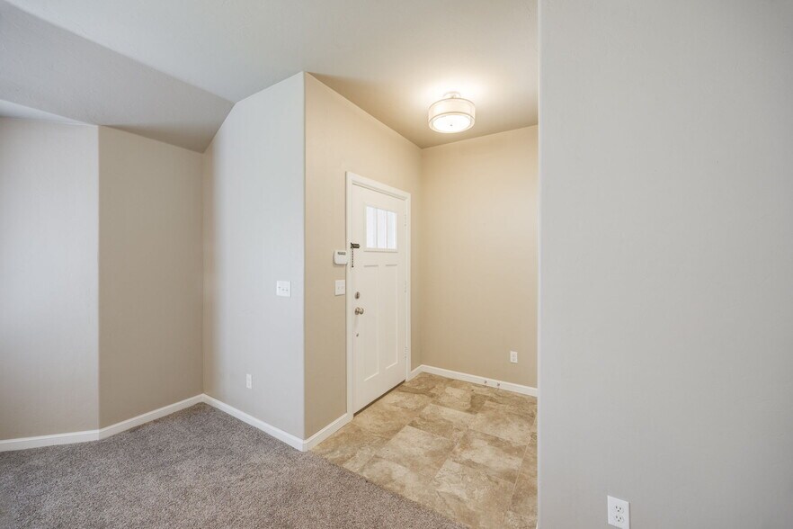 5600 Campbell Creek Dr, Oklahoma City, OK à vendre - Photo de l’immeuble – Image 3 sur 49