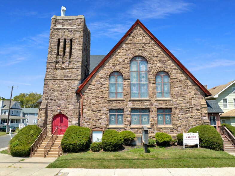 55 Atlantic Ave, Long Branch, NJ à vendre - Photo de l’immeuble – Image 3 sur 3