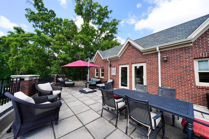 206-212 N Main St, Davidson, NC à louer - Photo de l’immeuble – Image 3 sur 5