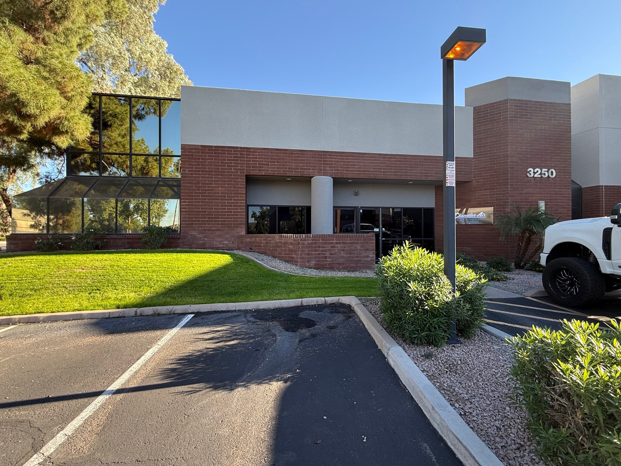 3250 N Colorado St, Chandler, AZ à louer Photo intérieure– Image 1 sur 21