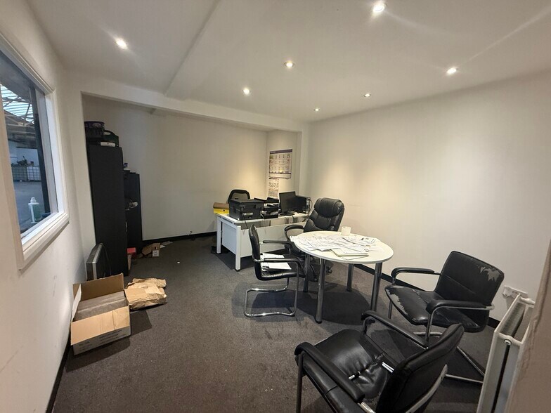 Porters Wood, St Albans à vendre - Photo de l’immeuble – Image 3 sur 3