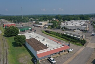 Plus de détails pour 301 N Commerce Ave, Russellville, AR - Industriel/Logistique à vendre