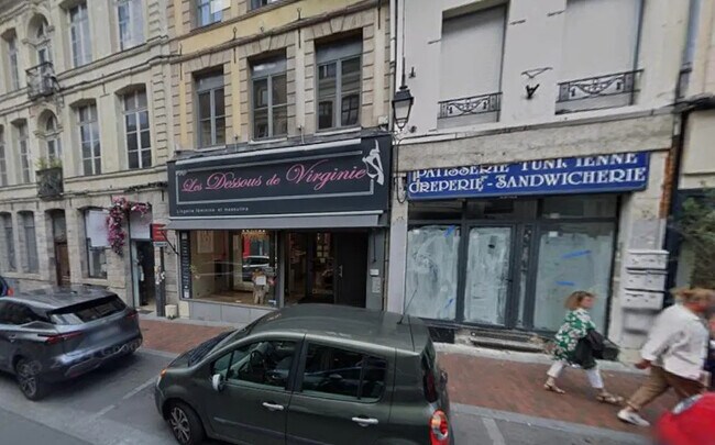 Plus de détails pour Local commercial à louer