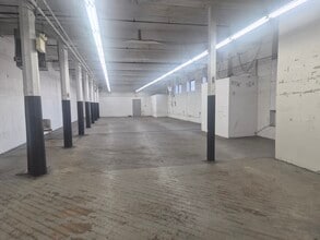 118-122 Manton Ave, Providence, RI à louer Photo intérieure– Image 1 sur 2