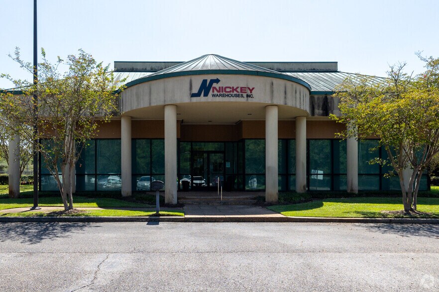 4505 Commerce Blvd S, Mobile, AL à louer - Photo de l’immeuble – Image 2 sur 6
