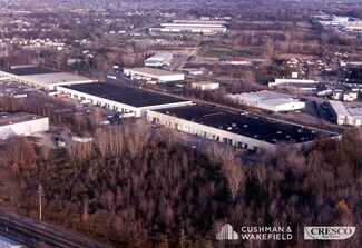 Plus de détails pour 200-250 Sheldon Rd, Berea, OH - Industriel/Logistique à louer