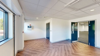 Touchet Hall Rd, Manchester à louer Numérisation 3D Matterport– Image 1 sur 23