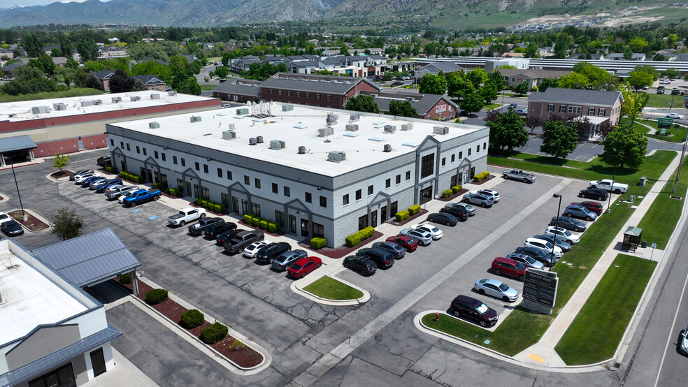 517 W 100 N, Providence, UT à louer - Aérien – Image 2 sur 22