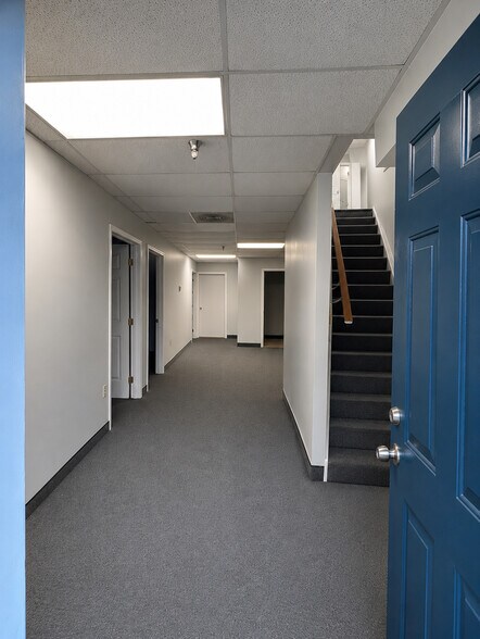 5714 Industry Ln, Frederick, MD à louer - Photo de l’immeuble – Image 3 sur 14