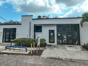 2606 Fairfield Ave S, Saint Petersburg, FL à louer Photo intérieure– Image 2 sur 13