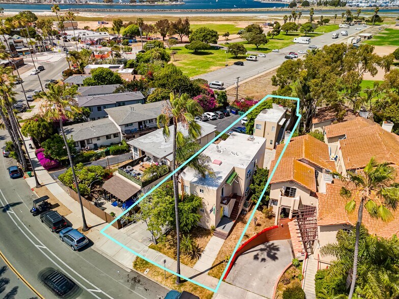 4934-4936 W Point Loma Blvd, San Diego, CA à vendre - Photo de l’immeuble – Image 3 sur 12