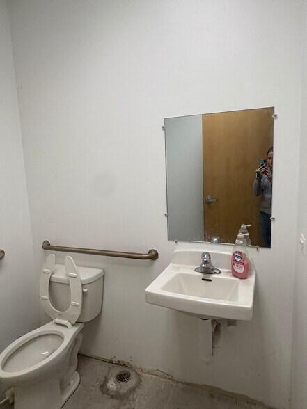 25553 Wolf's Crossing Rd, Plainfield, IL à vendre - Photo de l’immeuble – Image 3 sur 11