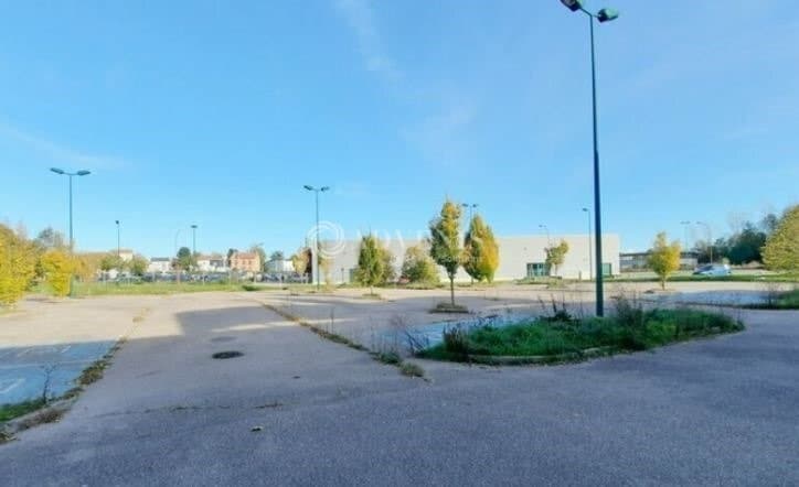 Local d’activités dans Dombasle-sur-Meurthe à louer - Photo de l’immeuble – Image 2 sur 6