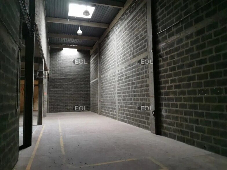 Industriel/Logistique dans VILLENEUVE-D'ASCQ à louer - Photo de l’immeuble – Image 3 sur 7