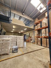 Industriel/Logistique dans Molins de Rei, Barcelona à louer Photo intérieure– Image 1 sur 9
