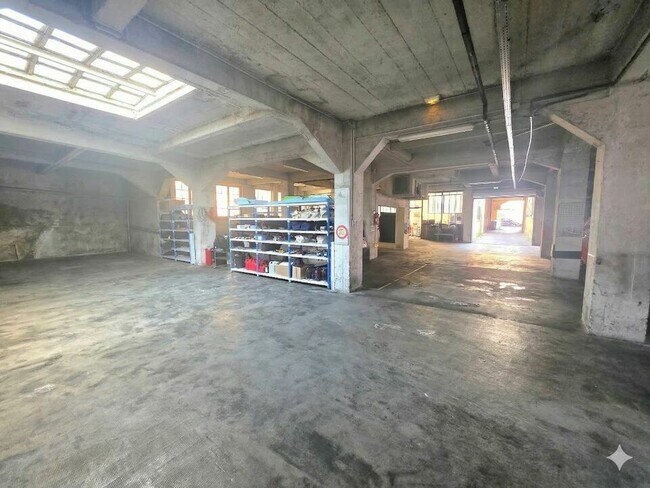 Plus de détails pour Industriel/Logistique à vendre