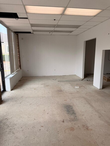 53-75 Bardonia Rd, Nanuet, NY à louer - Photo de l’immeuble – Image 3 sur 10