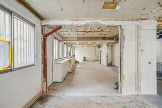 Plus de détails pour 18 Bis Rue Violet, Paris - Bureau à louer