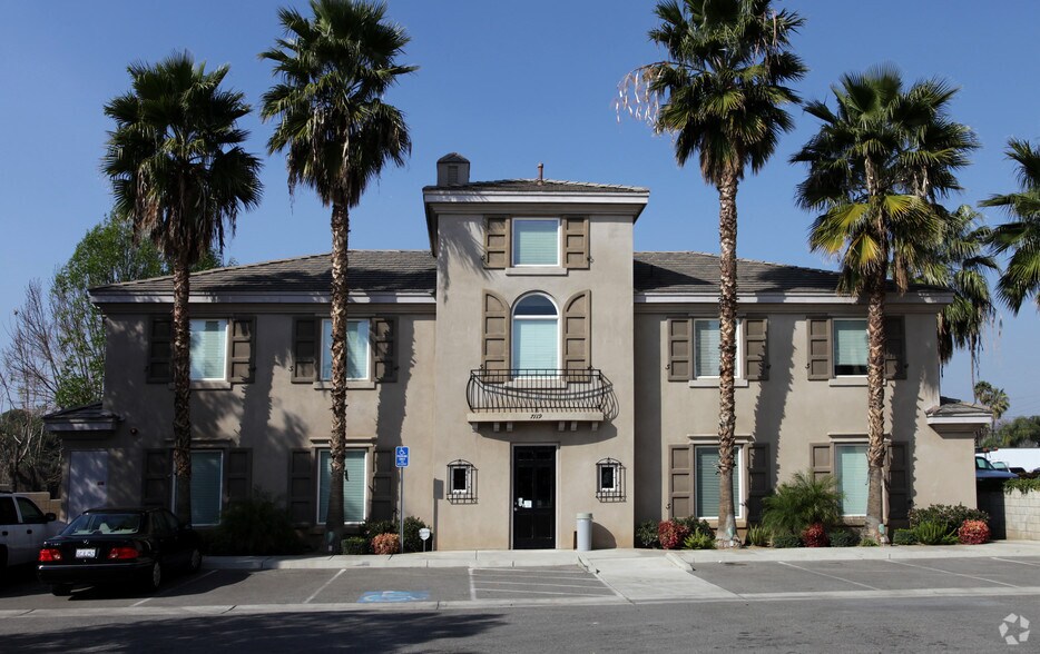 7119 Indiana Ave, Riverside, CA à louer - Photo principale – Image 1 sur 4