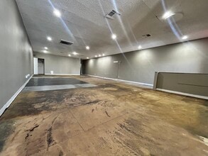 953 E Sahara Ave, Las Vegas, NV à louer Photo intérieure– Image 2 sur 3