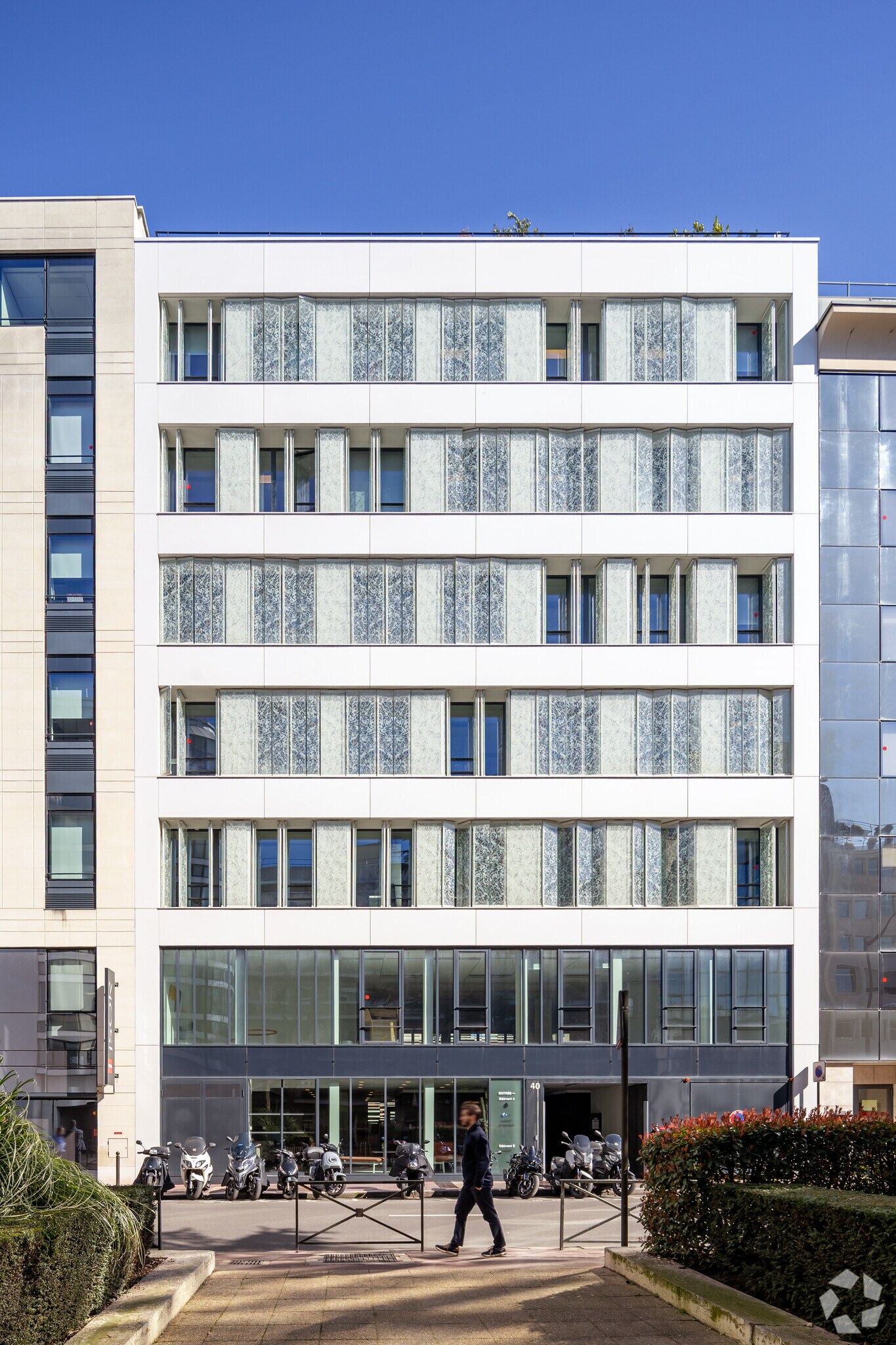 Rue Anatole France, Levallois-Perret à louer Photo principale– Image 1 sur 3