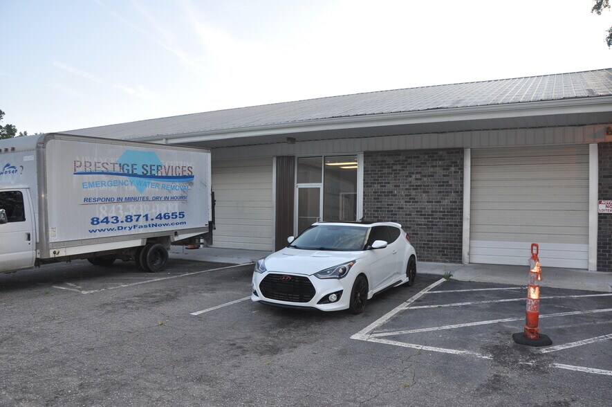 907 Miles Jamison Rd, Summerville, SC à vendre - Photo de l’immeuble – Image 2 sur 10