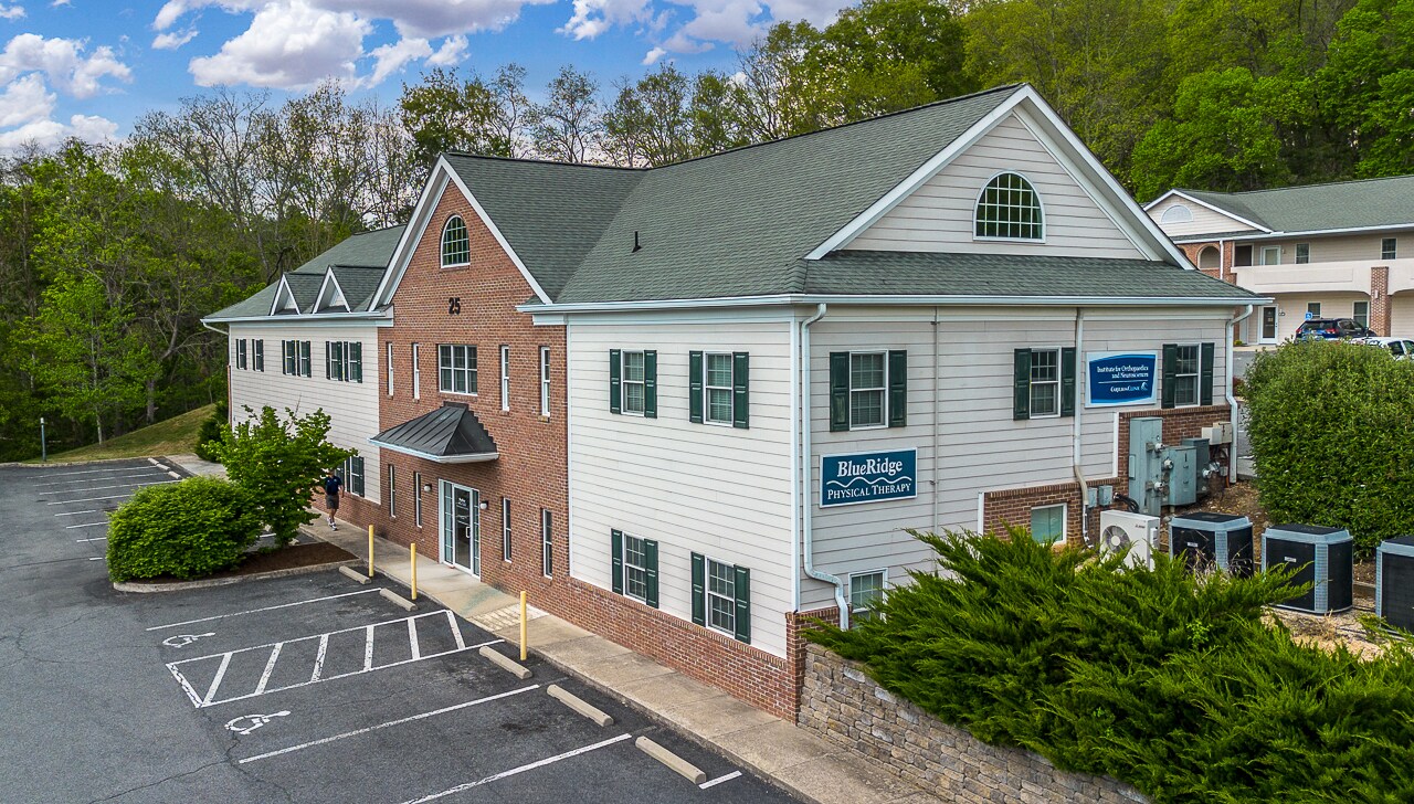 25 Crossing Ln, Lexington, VA à vendre Photo principale– Image 1 sur 21