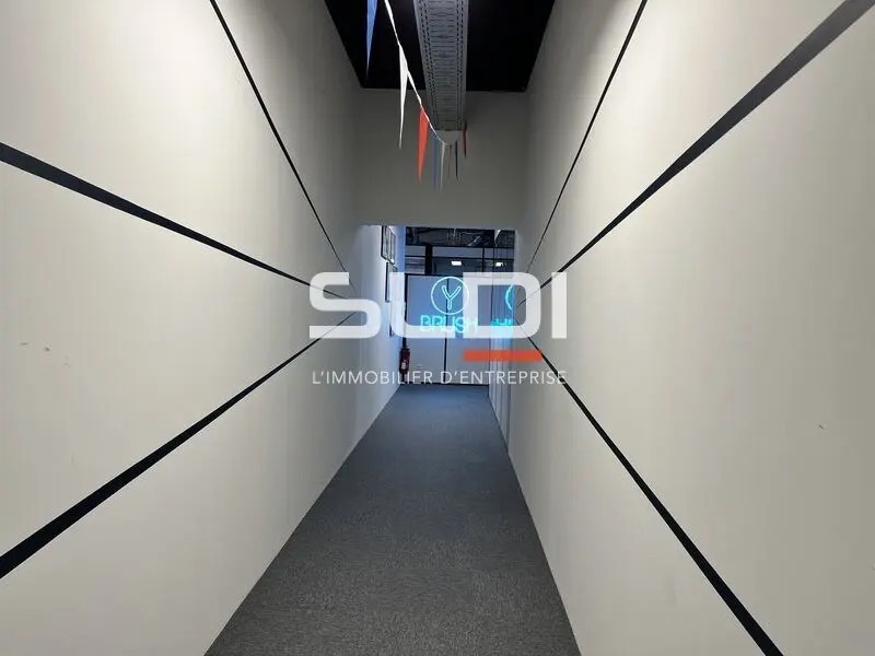 Avenue Barthélémy Thimonnier, Caluire-et-Cuire à louer Photo de l’immeuble– Image 1 sur 18