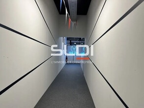 Avenue Barthélémy Thimonnier, Caluire-et-Cuire à louer Photo de l’immeuble– Image 1 sur 18