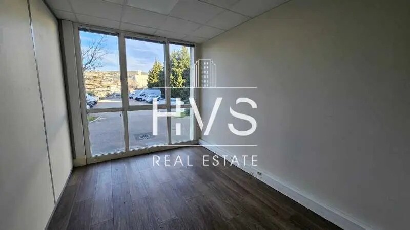 Bureau dans Marseille à louer - Photo de l’immeuble – Image 3 sur 8