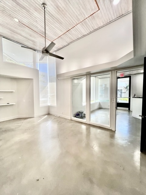 721 NE 3rd Ave, Fort Lauderdale, FL à louer Photo intérieure– Image 1 sur 26