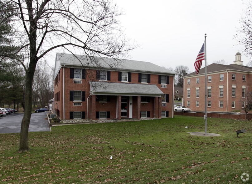 608 E Baltimore Pike, Media, PA à louer - Photo principale – Image 1 sur 3