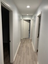 600 Houze Way, Roswell, GA à louer Photo de l’immeuble– Image 1 sur 5