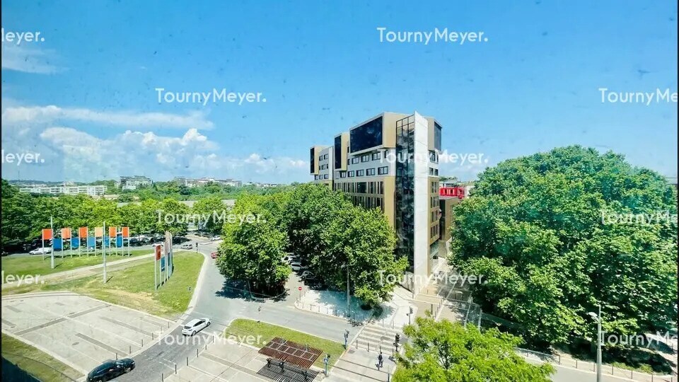 Bureau dans Montpellier à louer - Photo de l’immeuble – Image 1 sur 5