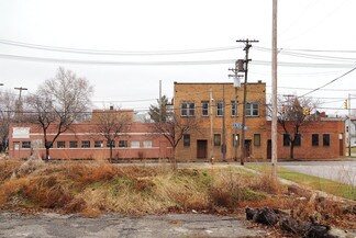 Plus de détails pour 683-703 E 152nd St, Cleveland, OH - Local commercial à vendre