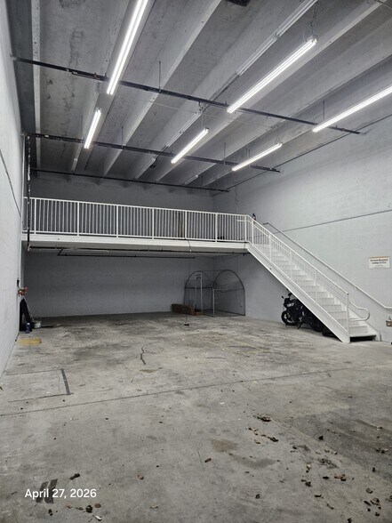 13850 SW 143rd Ct, Miami, FL à vendre - Photo de l’immeuble – Image 2 sur 11