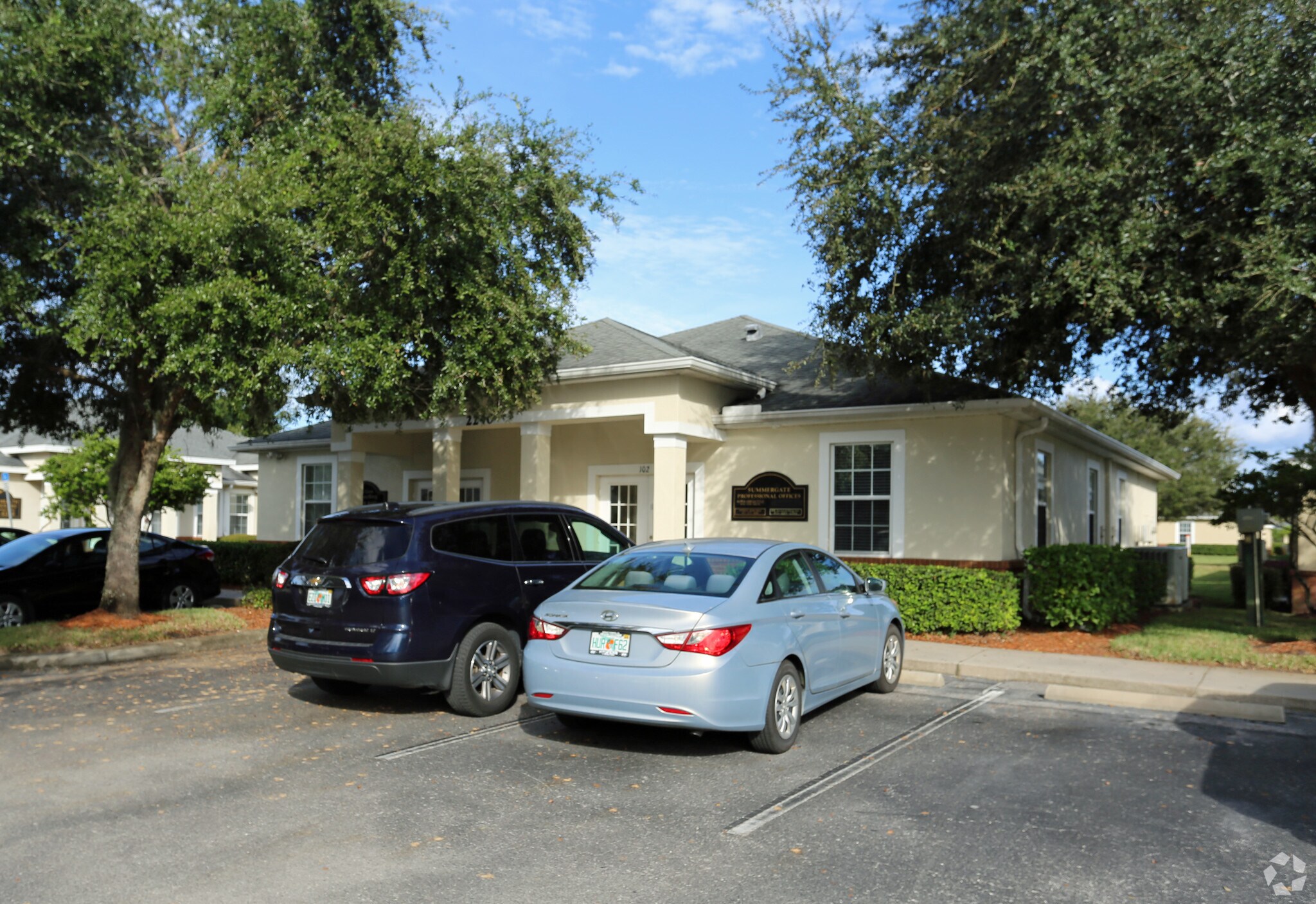 2240 Twelve Oaks Way, Wesley Chapel, FL à louer Photo principale– Image 1 sur 9